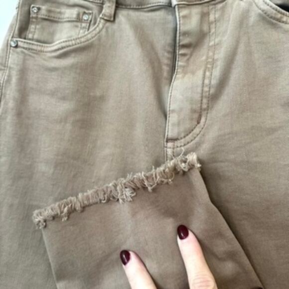 Joseph Ribkoff Jeans, Size 6, Excellent Preowned Condition - Picture 4 of 6